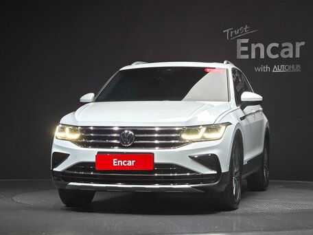 2024 Volkswagen Tiguan II Рестайлинг, белый, 3660000 рублей, вид 1
