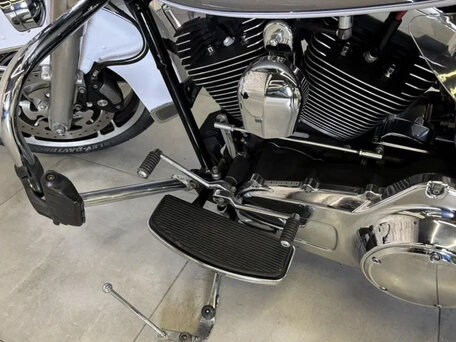 2008 Harley-Davidson Electra Glide, белый, 905000 рублей, вид 4