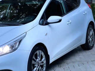2012 Kia Ceed II, белый, 1010000 рублей, вид 3