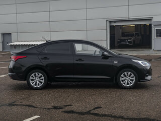 2021 Hyundai Solaris II Рестайлинг, чёрный, 1538000 рублей, вид 4