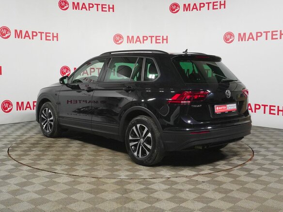 2019 Volkswagen Tiguan II, чёрный, 2213000 рублей - вид 7