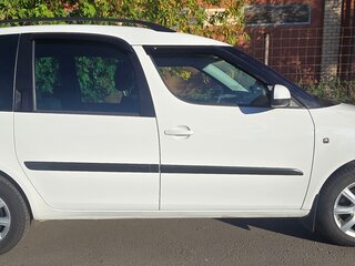 2012 Skoda Roomster I Рестайлинг, белый, 950000 рублей, вид 5