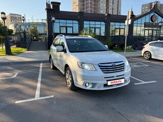 2011 Subaru Tribeca I Рестайлинг, белый, 900000 рублей, вид 1