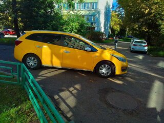 2015 Kia Ceed II Рестайлинг, жёлтый, 580000 рублей, вид 4
