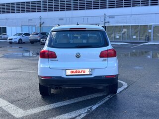 2014 Volkswagen Tiguan I Рестайлинг, белый, 1300000 рублей, вид 4