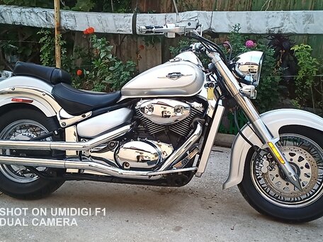 2006 Suzuki Boulevard C50, серебристый, 470000 рублей, вид 1