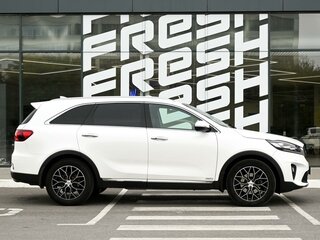 2018 Kia Sorento III Prime Рестайлинг, белый, 2650000 рублей, вид 5