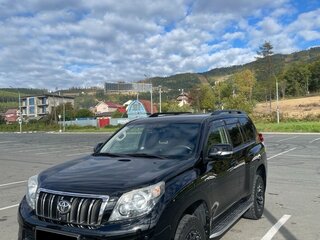 2010 Toyota Land Cruiser Prado 150 Series, чёрный, 4000000 рублей, вид 3