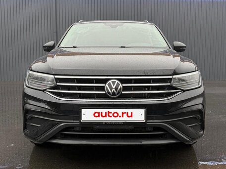 2022 Volkswagen Tiguan Allspace II Рестайлинг, чёрный, 2900000 рублей, вид 3