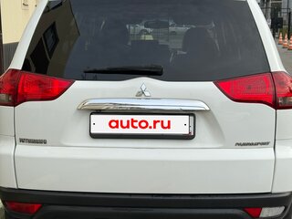 2014 Mitsubishi Pajero Sport II Рестайлинг, белый, 1500000 рублей, вид 3