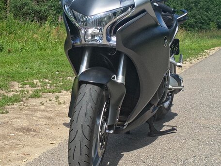 2017 Honda VFR 1200, серебристый, 1300000 рублей, вид 1