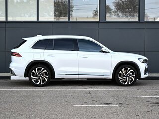2024 Geely Monjaro I, белый, 3399000 рублей, вид 5
