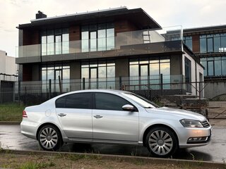 2011 Volkswagen Passat B7, серый, 720000 рублей, вид 2