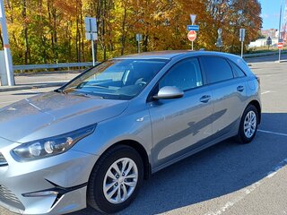 2022 Kia Ceed III Рестайлинг, серый, 2150000 рублей, вид 5