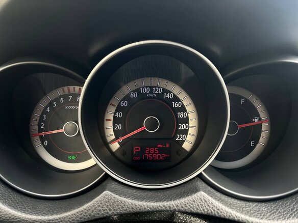2011 Kia Cerato 6-speed II, серебристый, 650000 рублей - вид 17