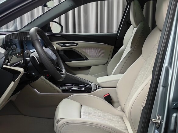 2026 Audi Q5 L III (GU), серебристый, 6585000 рублей - вид 16