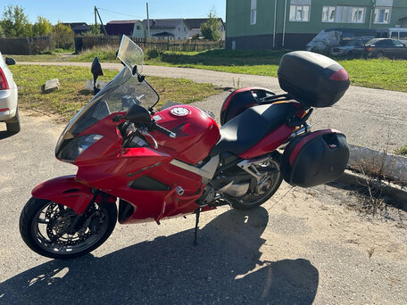 2004 Honda VFR 800, красный, 550000 рублей, вид 1