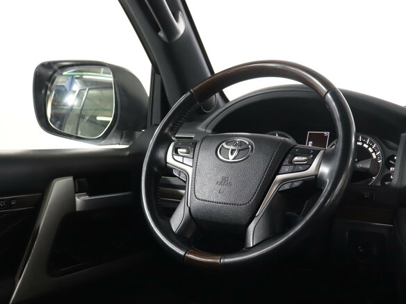 2017 Toyota Land Cruiser 200 Series Рестайлинг 2, белый - вид 14