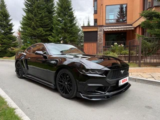 2023 Ford Mustang VII, чёрный, 6075000 рублей, вид 1