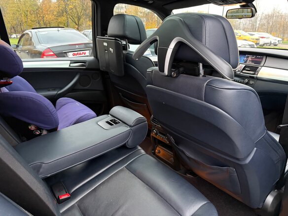 2011 BMW X5 35i II (E70) Рестайлинг, серый, 2399000 рублей - вид 14