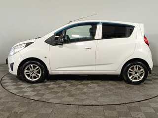 2012 Chevrolet Spark III, белый, 500000 рублей, вид 4