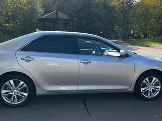 2017 Toyota Camry VII (XV50) Рестайлинг 2, серебристый, 2750000 рублей, вид 2