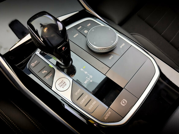 2020 BMW 3 серии 320i VII (G2x), серый, 3625000 рублей - вид 25