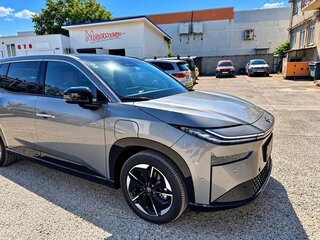 2026 Toyota bZ3X 58.3 kWh, серый, 2870000 рублей, вид 3