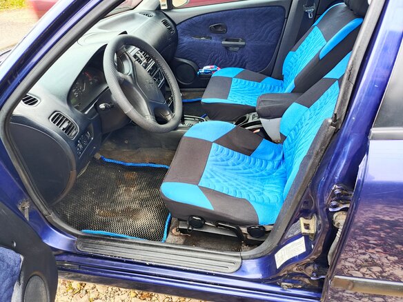 2002 Mitsubishi Carisma I Рестайлинг, синий, 250000 рублей - вид 11