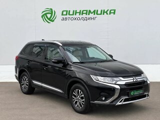2019 Mitsubishi Outlander III Рестайлинг 3, чёрный, 1930000 рублей, вид 3