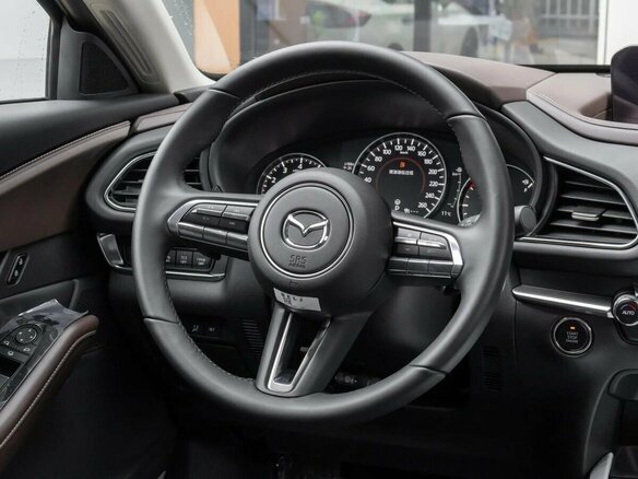 2025 Mazda CX-30 I, серый, 2900000 рублей - вид 9