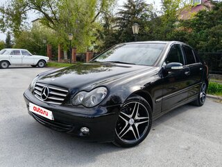 2003 Mercedes-Benz C-Класс 200 II (W203), чёрный, 650000 рублей, вид 1