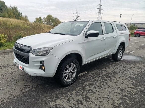 2021 Isuzu D-Max III, белый, 2800000 рублей