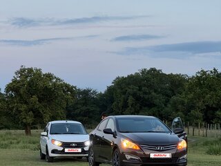 2015 Hyundai Solaris I Рестайлинг, коричневый, 820000 рублей, вид 3