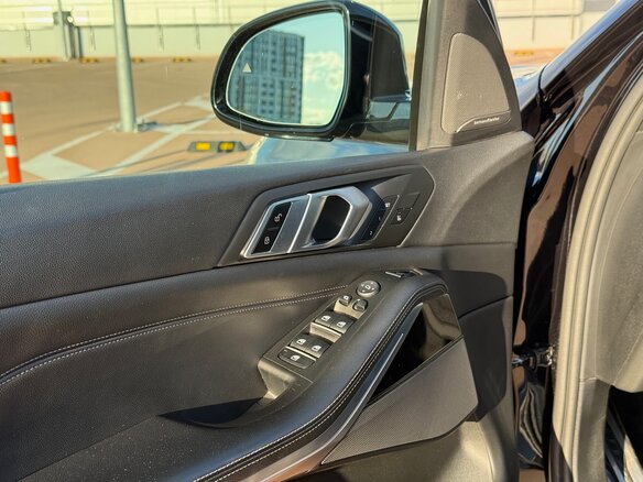 2019 BMW X5 40i IV (G05/G18), чёрный - вид 27