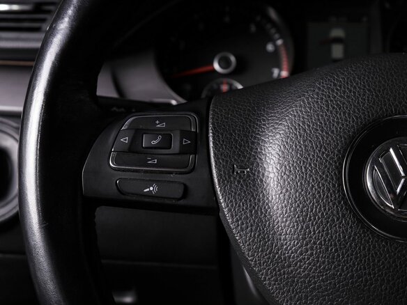 2011 Volkswagen Passat B7, чёрный, 999000 рублей - вид 13