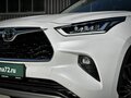 2025 Toyota Highlander IV (XU70), белый, 5650000 рублей - вид 2