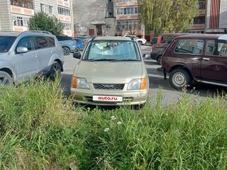 1996 Daihatsu Pyzar I, зелёный, 190000 рублей, вид 1