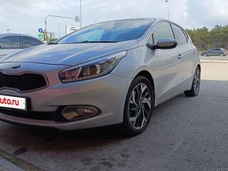 2014 Kia Ceed II, серебристый, 1460000 рублей, вид 3