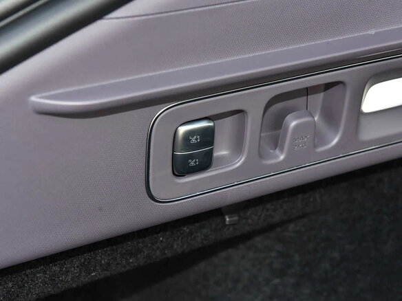 2026 Changan Qiyuan A06 28.39 kWh, серебристый, 2290000 рублей - вид 20
