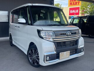 2023 Daihatsu Tanto IV Рестайлинг, белый, 899000 рублей, вид 1