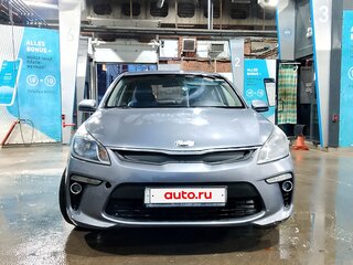 2017 Kia Rio IV, серый, 650000 рублей, вид 1