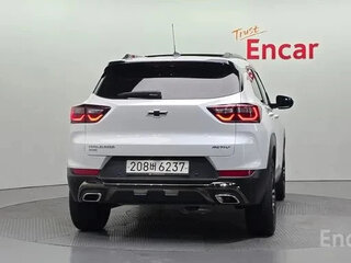 2023 Chevrolet TrailBlazer III Рестайлинг, чёрный, 1450000 рублей, вид 4