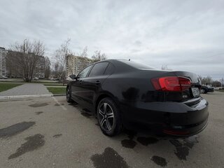 2015 Volkswagen Jetta VI Рестайлинг, чёрный, 950000 рублей, вид 4