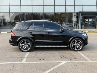 2015 Mercedes-Benz M-Класс 300 III (W166), чёрный, 2685000 рублей, вид 5