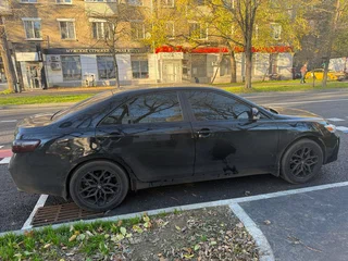 2011 Toyota Camry VI (XV40) Рестайлинг, чёрный, 1050000 рублей, вид 2
