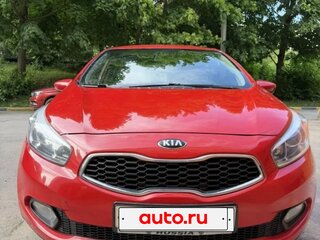 2015 Kia Ceed II, красный, 950000 рублей, вид 2