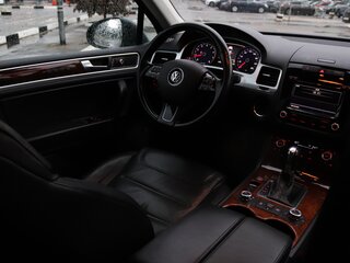 2013 Volkswagen Touareg II, серый, 5000000 рублей, вид 5