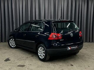 2008 Volkswagen Golf V, чёрный, 539888 рублей, вид 4