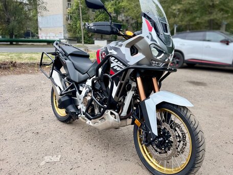 2026 Honda CRF 1100L Africa Twin, серебристый, 2300000 рублей, вид 2